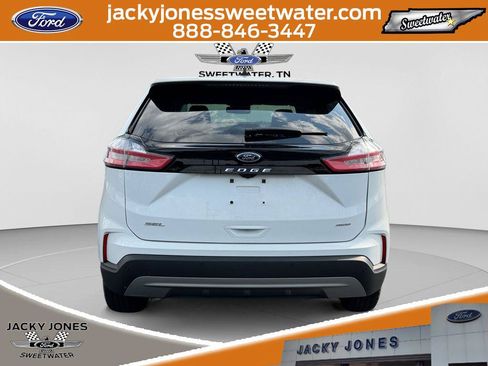 Certified 2024 Ford Edge SEL w/ Convenience Package AWD/4WD image 4