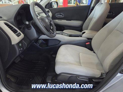 Used 2022 Honda HR-V EX image 7