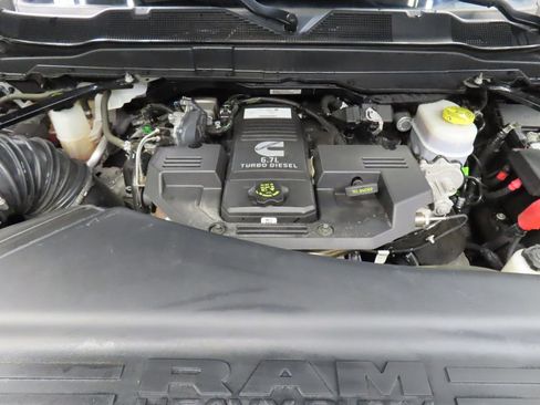 Used 2022 RAM 3500 Laramie w/ Safety Group B image 27