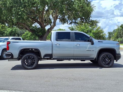 Used 2025 Chevrolet Silverado 2500 LT w/ Trail Boss Package AWD/4WD image 3