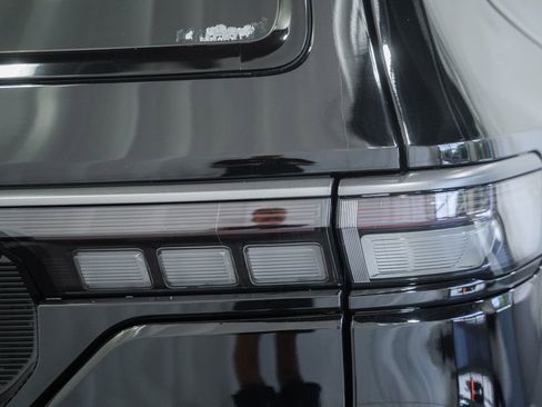 New 2026 Jeep Grand Wagoneer Limited AWD/4WD image 6