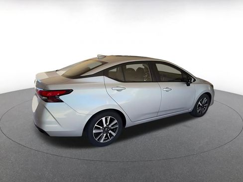 Used 2025 Nissan Versa SV FWD image 14