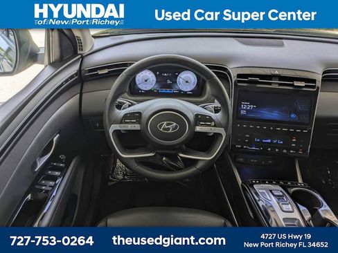 Used 2024 Hyundai Tucson Limited AWD/4WD image 19