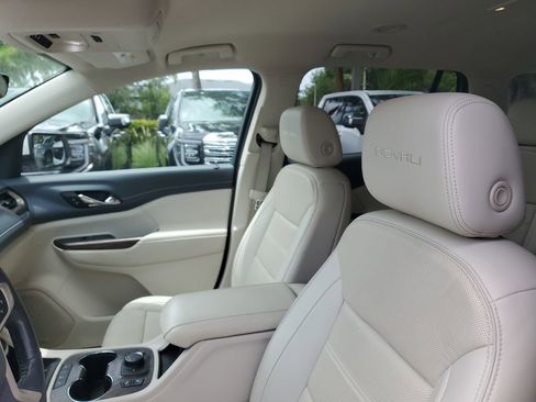 Certified 2021 GMC Acadia Denali w/ Denali Technology Package AWD/4WD image 21