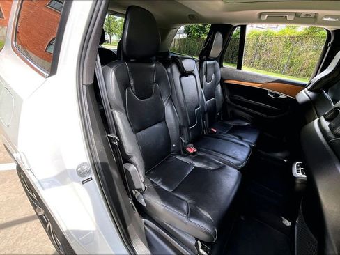 Used 2023 Volvo XC90 B6 Core w/ Climate Package AWD/4WD image 33
