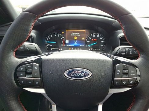 Certified 2024 Ford Explorer ST-Line w/ Class IV Trailer Tow Package image 20