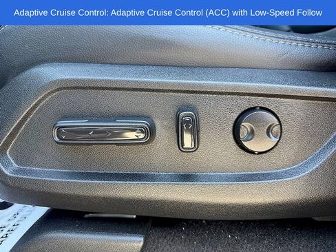 Used 2025 Honda Pilot Touring image 13