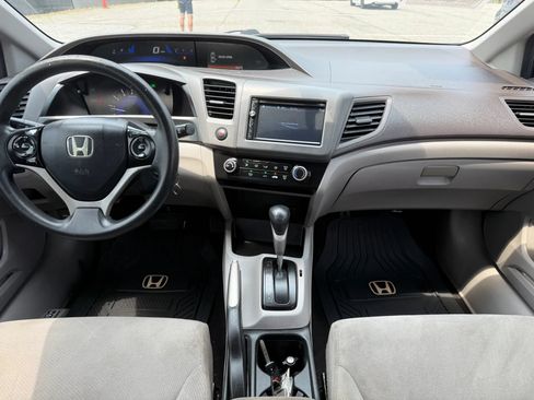 Used 2012 Honda Civic LX image 3
