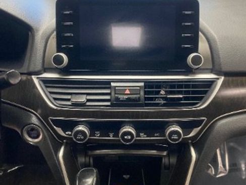 Used 2021 Honda Accord EX-L image 18