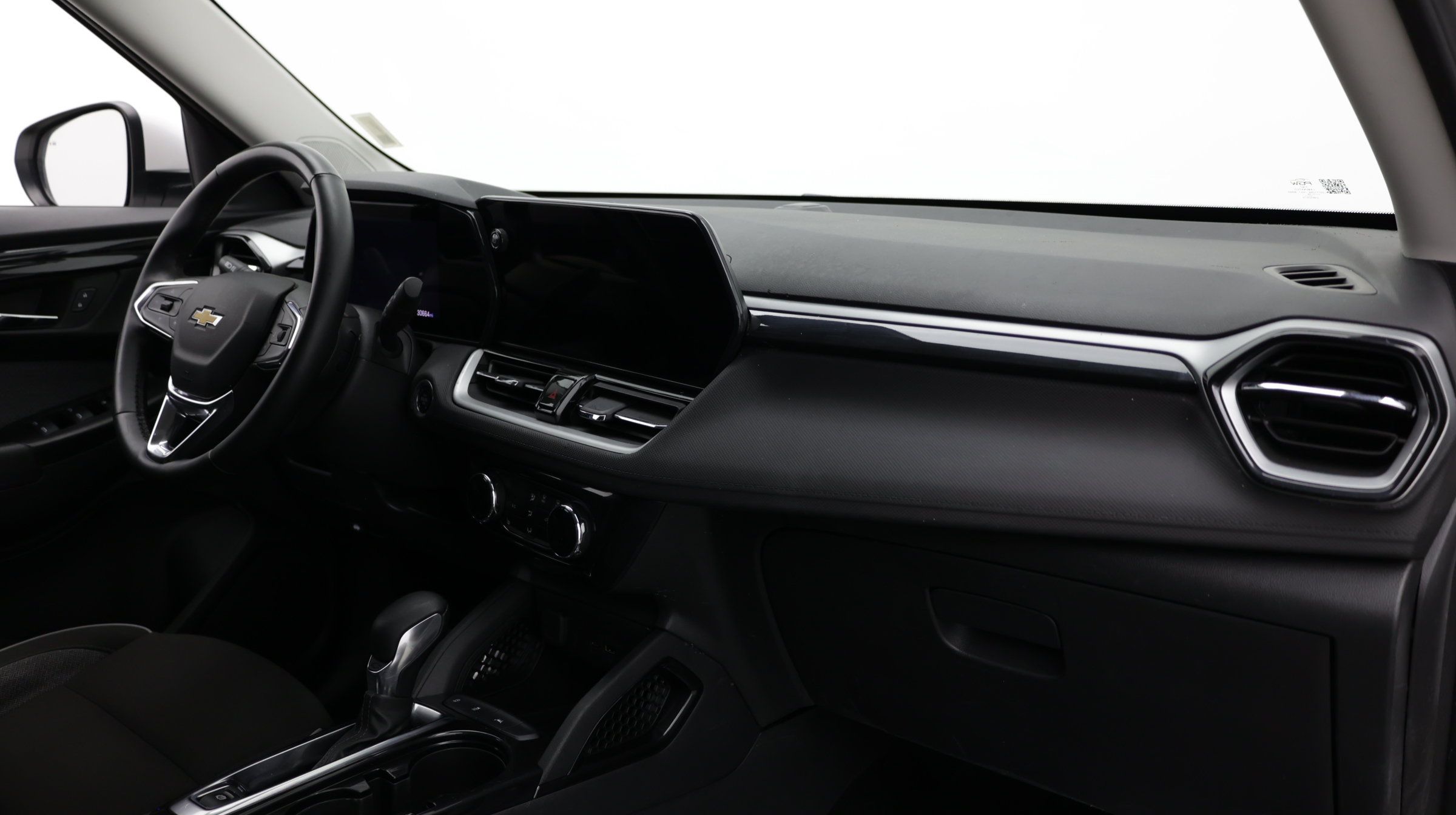 Used 2024 Chevrolet TrailBlazer LT w/ LT Cold Weather Package FWD image 40