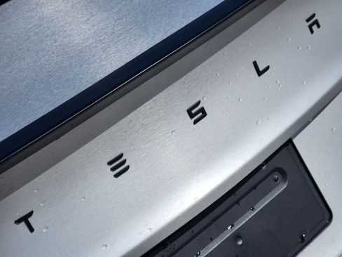 Used 2019 Tesla Model 3 Standard Range Plus image 12