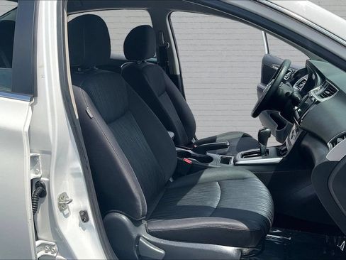 Used 2019 Nissan Sentra SV FWD image 27