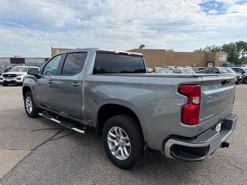 Used 2024 Chevrolet Silverado 1500 LT AWD/4WD image 7