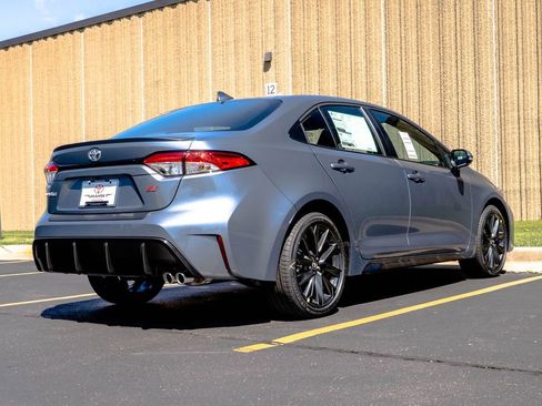 New 2026 Toyota Corolla SE w/ SE Package FWD image 9