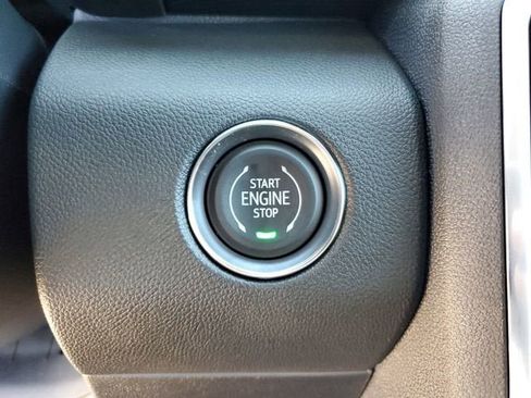 New 2026 GMC Acadia Elevation image 24