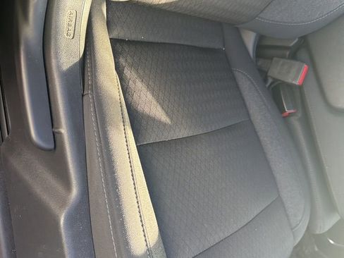 Used 2024 Chevrolet Silverado 1500 LT image 11