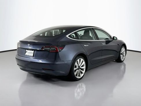 Used 2018 Tesla Model 3 Mid Range RWD image 5