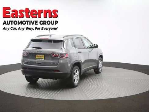 Used 2023 Jeep Compass Latitude w/ Sun and Sound Group AWD/4WD image 41