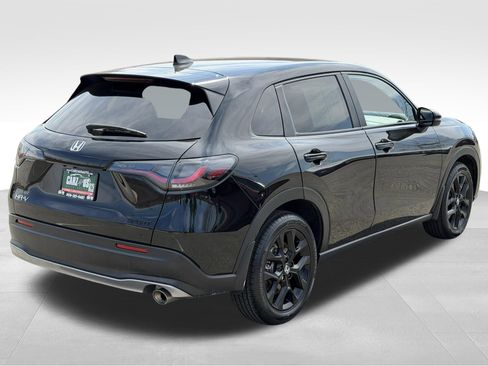 Used 2024 Honda HR-V Sport image 6