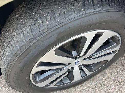 Used 2019 Subaru Outback 2.5i Limited AWD/4WD image 25