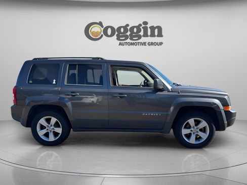 Used 2016 Jeep Patriot Sport w/ Power Value Group image 6
