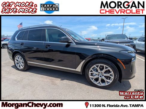 Used 2023 BMW X7 xDrive40i AWD/4WD image 1