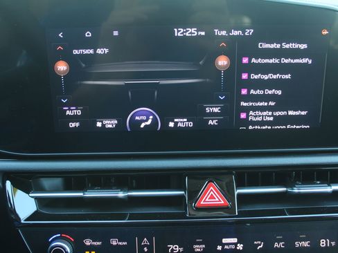 New 2026 Kia Niro EX FWD image 46
