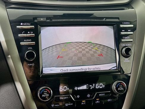 Certified 2024 Nissan Murano SV w/ SV Midnight Edition Package AWD/4WD image 19