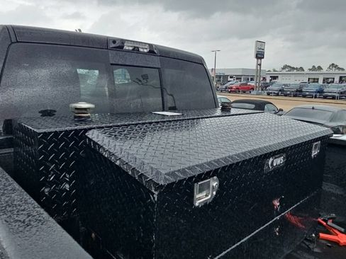 Used 2024 RAM 3500 Limited AWD/4WD image 23