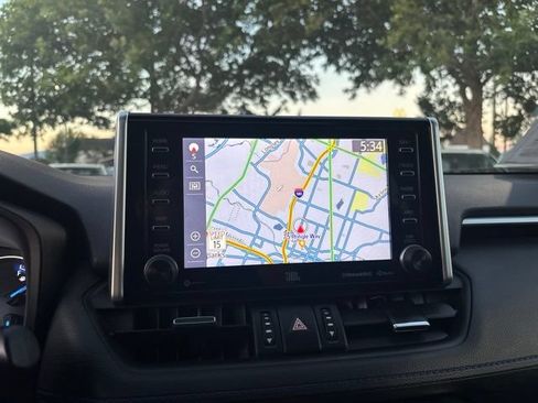 Used 2020 Toyota RAV4 XSE AWD/4WD image 26