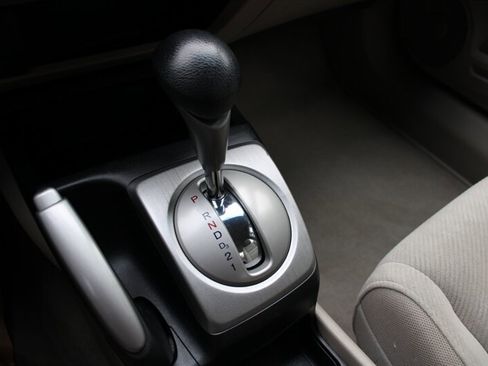 Used 2010 Honda Civic LX image 8