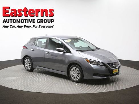 Used 2022 Nissan Leaf S image 47