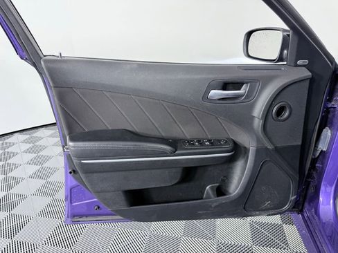 Used 2023 Dodge Charger GT image 9