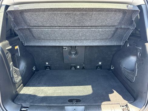 Used 2018 Jeep Renegade Latitude w/ Advanced Technology Group FWD image 17