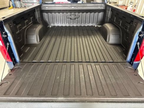 Used 2021 Chevrolet Silverado 1500 LT Trail Boss w/ Bed Protection Package AWD/4WD image 13