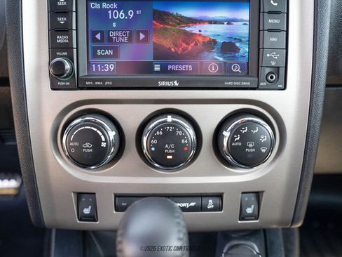 Used 2013 Dodge Challenger SRT8 w/ Harman Kardon Audio Group RWD image 29