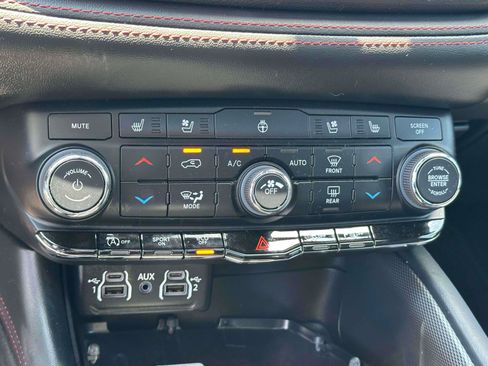 Used 2023 Dodge Durango GT AWD/4WD image 24