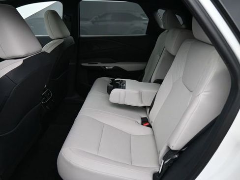 Used 2024 Lexus RX 350 Premium w/ Convenience Package image 28