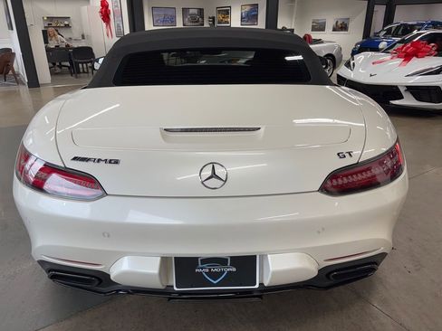 Used 2018 Mercedes-Benz AMG GT Roadster w/ Lane Tracking Package image 10