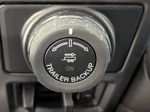 Certified 2019 Ford F150 XLT w/ Equipment Group 302A Luxury image 30