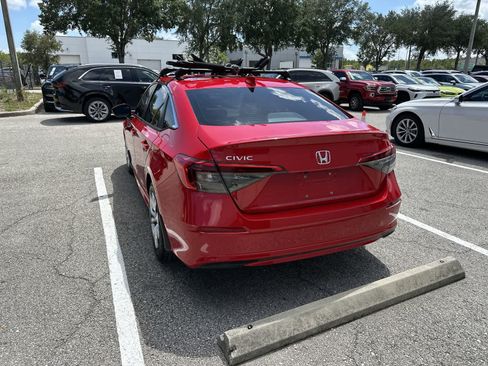 Used 2022 Honda Civic LX image 6