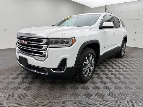 Used 2023 GMC Acadia SLT AWD/4WD image 2