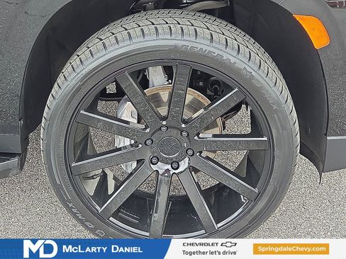 Used 2024 Chevrolet Tahoe RST w/ Luxury Package AWD/4WD image 6