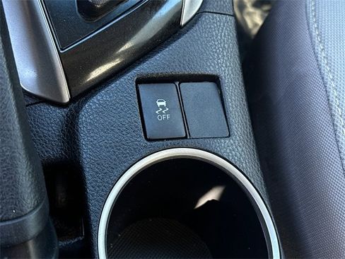 Used 2014 Toyota Corolla LE image 25