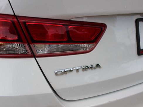 Used 2019 Kia Optima LX w/ LX 17" Wheel Package FWD image 40