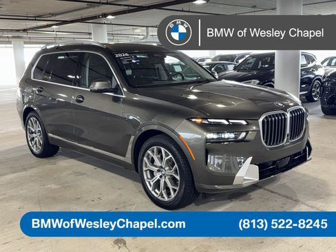 Used 2026 BMW X7 xDrive40i AWD/4WD image 1