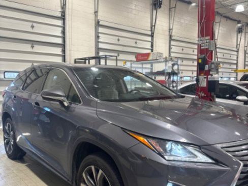 Used 2018 Lexus RX 350L w/ Premium Package image 13