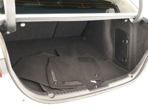 Used 2018 MAZDA MAZDA3 Touring image 27