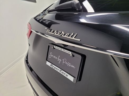 Used 2018 Maserati Levante GranSport image 85