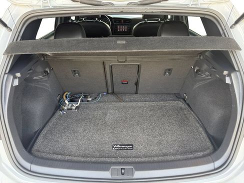Used 2020 Volkswagen GTI SE FWD image 19